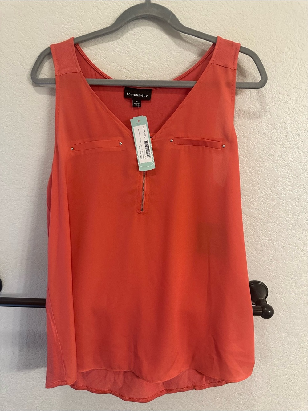 Fortune + Ivy Coral V-Neck Zip-Accent Sleeveless Camisole